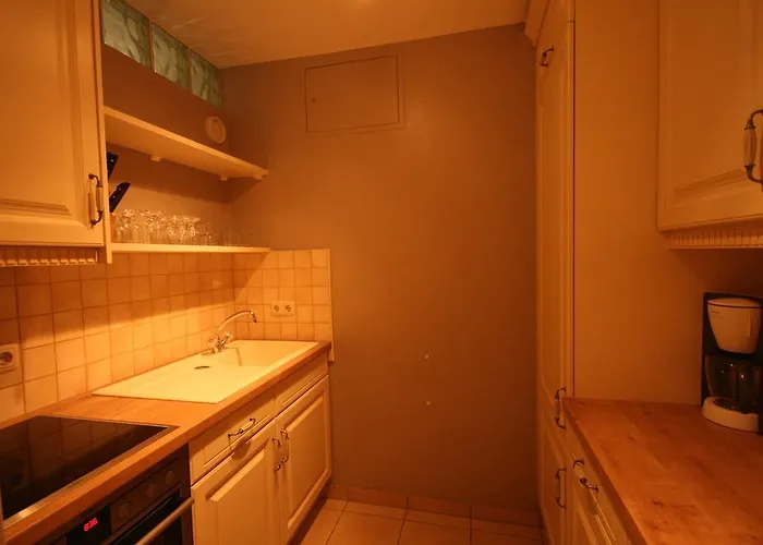 Almliesl Zell-411 צל-אם-זי